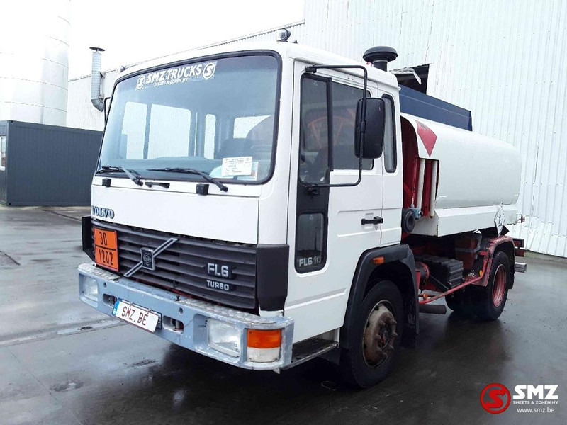 Volvo FL 6 6500l 8500 - Camión cisterna: foto 3 Volvo FL 6 6500l 8500 - Camión cisterna: foto 3
