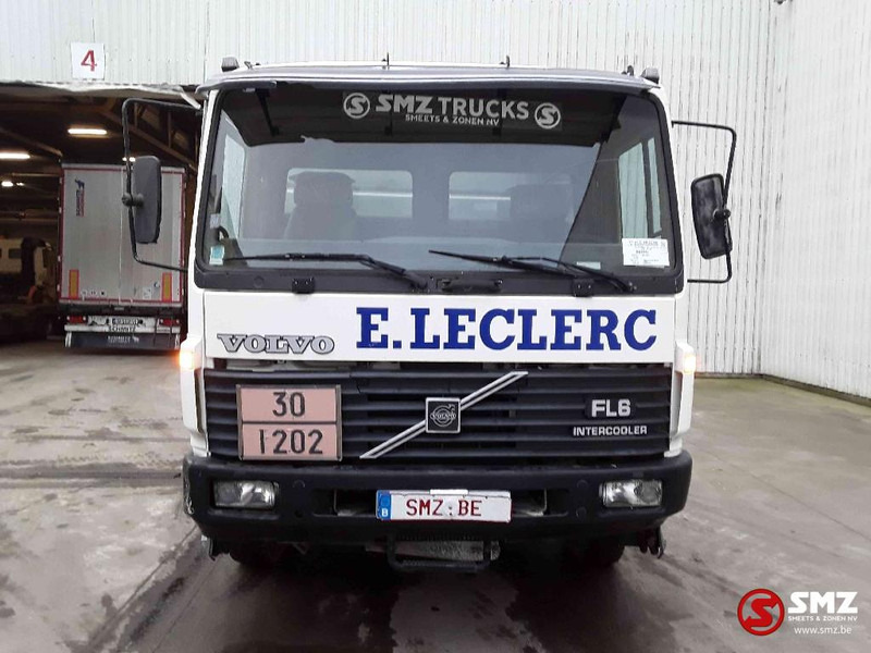 Volvo FL6 9500L - Camión cisterna: foto 2 Volvo FL6 9500L - Camión cisterna: foto 2