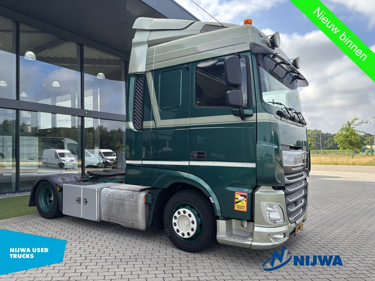 DAF XF 460 4x2 Hefschotel + Retader - Cabeza tractora: foto 2 DAF XF 460 4x2 Hefschotel + Retader - Cabeza tractora: foto 2