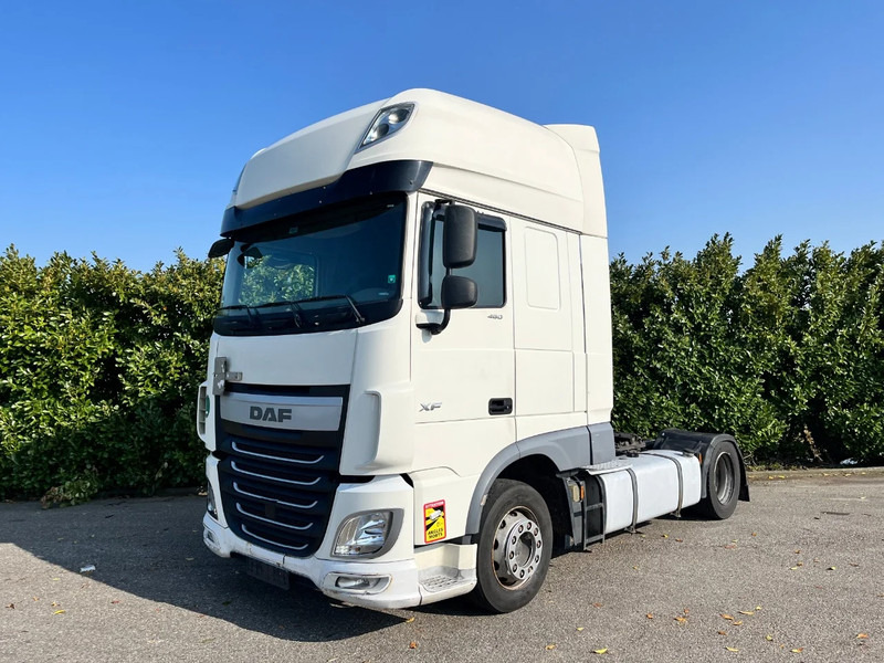 DAF XF 460 FT SSC Lowdeck Euro6 - Cabeza tractora: foto 2 DAF XF 460 FT SSC Lowdeck Euro6 - Cabeza tractora: foto 2