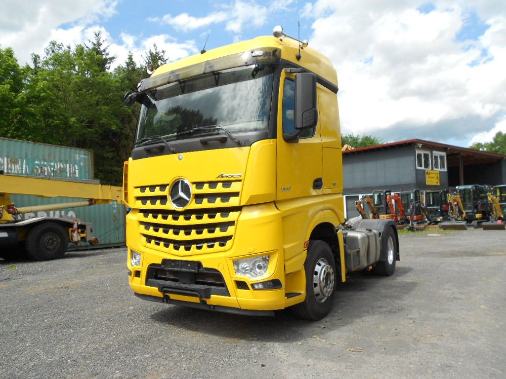 Mercedes-Benz AROCS 1845 - Cabeza tractora: foto 4 Mercedes-Benz AROCS 1845 - Cabeza tractora: foto 4