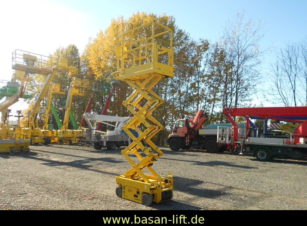 Genie GS 1330, Leichtscherenarbeitsbühne Genie 5,9 m Genie GS 1330, Leichtscherenarbeitsbühne Genie 5,9 m - Plataforma de tijeras: foto 3 Genie GS 1330, Leichtscherenarbeitsbühne Genie 5,9 m Genie GS 1330, Leichtscherenarbeitsbühne Genie 5,9 m - Plataforma de tijeras: foto 3