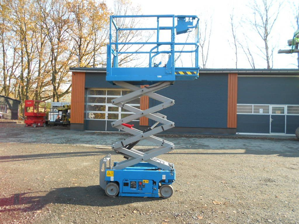 Genie GS 1330, Scherenarbeitsbühne Genie 5,9 m - Plataforma de tijeras: foto 1 Genie GS 1330, Scherenarbeitsbühne Genie 5,9 m - Plataforma de tijeras: foto 1