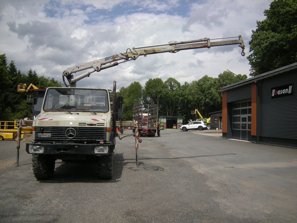 Unimog U1250 mit Kran - Volquete furgoneta: foto 5 Unimog U1250 mit Kran - Volquete furgoneta: foto 5