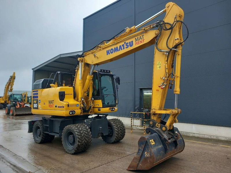 Komatsu PW180-11E0 - Excavadora de ruedas: foto 1 Komatsu PW180-11E0 - Excavadora de ruedas: foto 1