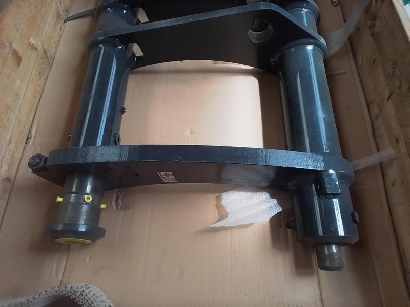 Komatsu WA100 Quick coupler 42W-70-21402 - Acoplamiento rápido para Maquinaria de construcción: foto 5 Komatsu WA100 Quick coupler 42W-70-21402 - Acoplamiento rápido para Maquinaria de construcción: foto 5