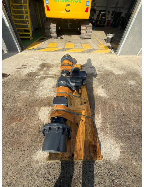 Komatsu WA100M-8 REAR AXLE ASSEMBLY 42W-23-51110 - Eje y piezas para Maquinaria de construcción: foto 3 Komatsu WA100M-8 REAR AXLE ASSEMBLY 42W-23-51110 - Eje y piezas para Maquinaria de construcción: foto 3