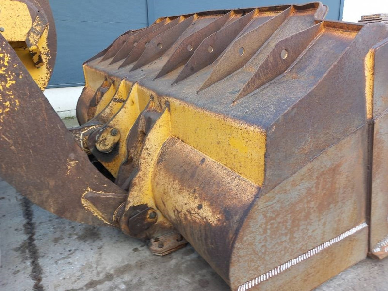 Komatsu WA500-7 - Cargadora de ruedas: foto 5 Komatsu WA500-7 - Cargadora de ruedas: foto 5