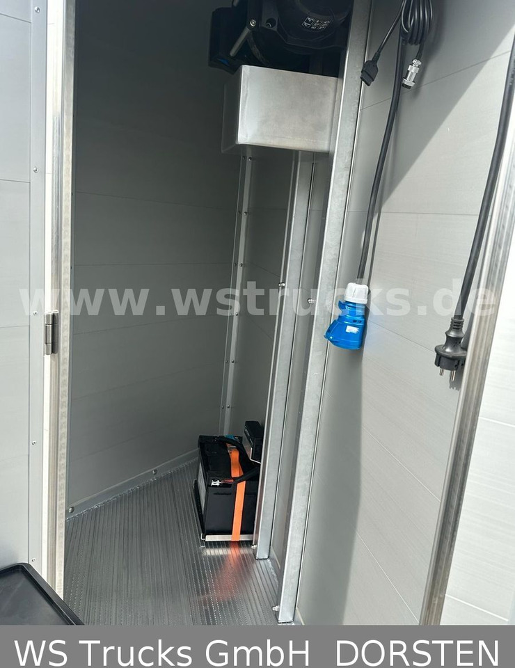 WST Edition Schlacht mit Seilwinde Viehanhänger - Remolque transporte de ganado: foto 5 WST Edition Schlacht mit Seilwinde Viehanhänger - Remolque transporte de ganado: foto 5