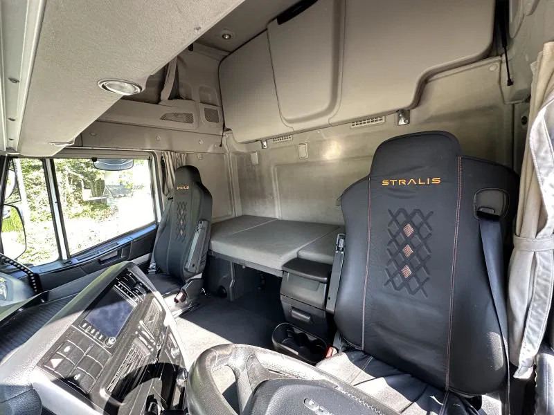 Cabeza tractora Iveco Stralis 480 AS440T/P*Standard*Intarder*Klima*Standklima: foto 19 Cabeza tractora Iveco Stralis 480 AS440T/P*Standard*Intarder*Klima*Standklima: foto 19