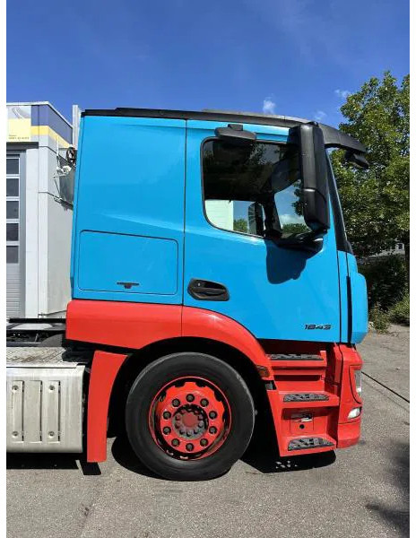 Mercedes-Benz Actros 1843 LS Autotransporter SZM EUROLOHR - Cabeza tractora: foto 5 Mercedes-Benz Actros 1843 LS Autotransporter SZM EUROLOHR - Cabeza tractora: foto 5
