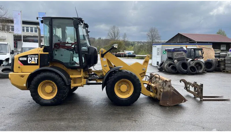 Caterpillar 908 M Klappschaufel+Pal.gabel Schnellwechsl. 908 M 4x4 Klappschaufel+Pal.gabel Schnellwechsl. - Cargadora de ruedas: foto 1 Caterpillar 908 M Klappschaufel+Pal.gabel Schnellwechsl. 908 M 4x4 Klappschaufel+Pal.gabel Schnellwechsl. - Cargadora de ruedas: foto 1