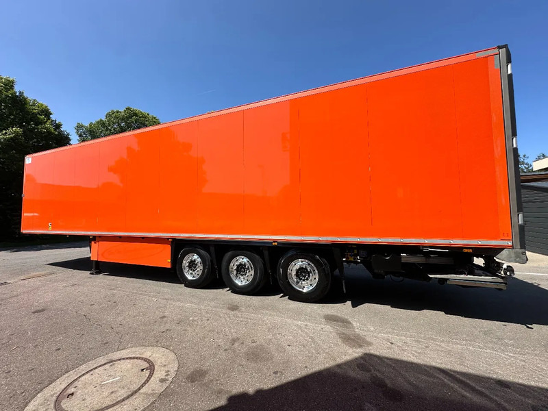 Schmitz Cargobull 3 x T-Kühl SLX*Spectrum*Bi-Temp*Doppelst.*LENK*LBW*blumenbreit*PHARMA - Semirremolque frigorífico: foto 2 Schmitz Cargobull 3 x T-Kühl SLX*Spectrum*Bi-Temp*Doppelst.*LENK*LBW*blumenbreit*PHARMA - Semirremolque frigorífico: foto 2