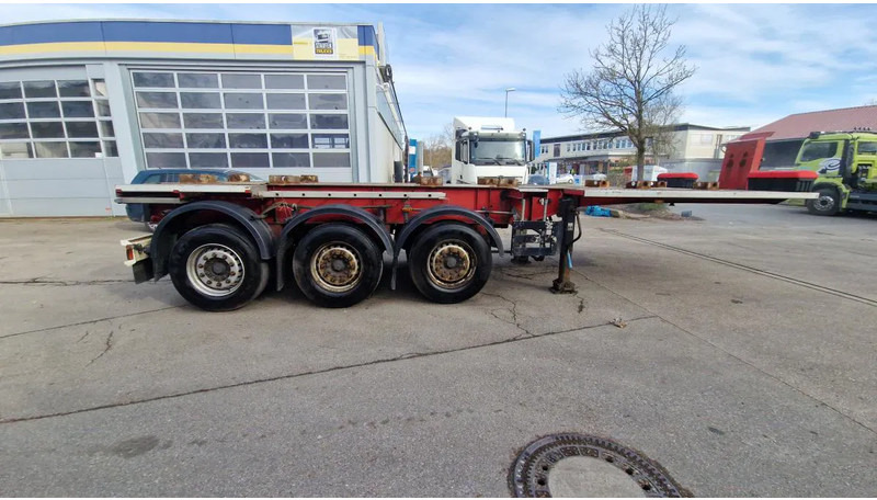 Schwarzmüller kurzes 3- Achs Chassis ADR für Chemie Spezialbehäl kurzes 3- Achs Chassis ADR für Chemie Spezialbehälter - Semirremolque portacontenedore/ Intercambiable: foto 3 Schwarzmüller kurzes 3- Achs Chassis ADR für Chemie Spezialbehäl kurzes 3- Achs Chassis ADR für Chemie Spezialbehälter - Semirremolque portacontenedore/ Intercambiable: foto 3