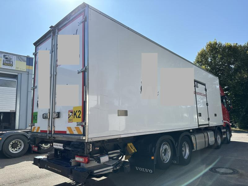 Volvo FH16 550 XL 8x2 Tief Kühlkoffer ThermoKing LBW - Camión frigorífico: foto 5 Volvo FH16 550 XL 8x2 Tief Kühlkoffer ThermoKing LBW - Camión frigorífico: foto 5