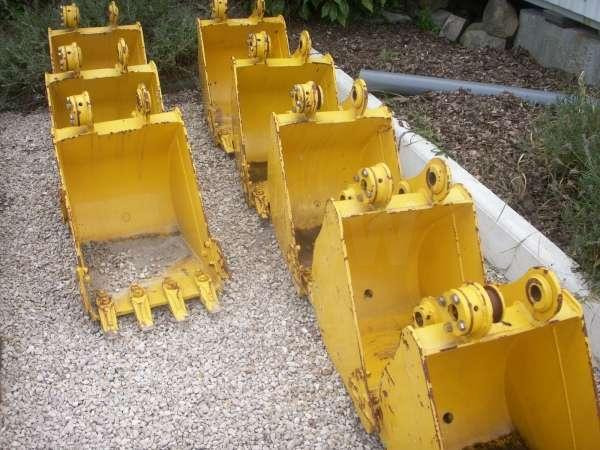 HYUNDAI R28-7 - 450MM - Cazo para excavadora: foto 1 HYUNDAI R28-7 - 450MM - Cazo para excavadora: foto 1