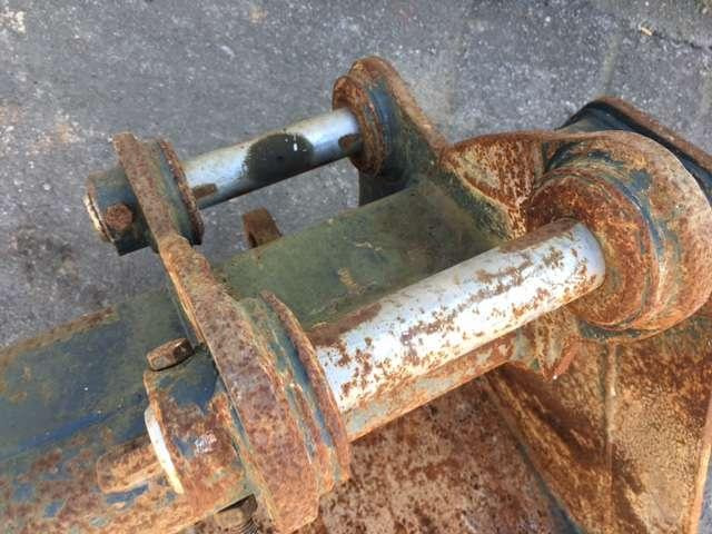 HYUNDAI Robex 55-7 - 700mm - Axes 45mm - Cazo para excavadora: foto 4 HYUNDAI Robex 55-7 - 700mm - Axes 45mm - Cazo para excavadora: foto 4