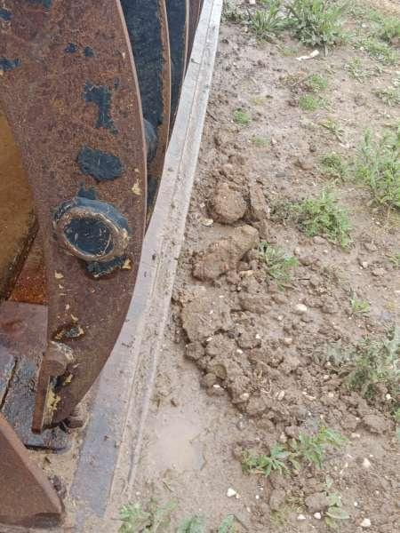 MAGSI 3800 Litres - Mâchoires - Cazo cargador: foto 4 MAGSI 3800 Litres - Mâchoires - Cazo cargador: foto 4