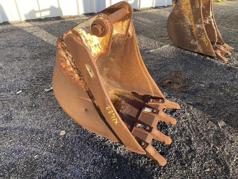 CATERPILLAR 570mm - type tractopelle - Otros maquinaria: foto 4 CATERPILLAR 570mm - type tractopelle - Otros maquinaria: foto 4