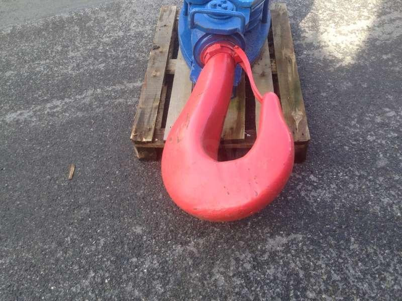 CROCHET DE LEVAGE - Otros maquinaria: foto 2 CROCHET DE LEVAGE - Otros maquinaria: foto 2