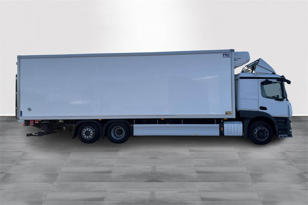 Mercedes-Benz ACTROS 5L 2546 L6x2 / FRC 02/2028 - Camión isotérmico: foto 4 Mercedes-Benz ACTROS 5L 2546 L6x2 / FRC 02/2028 - Camión isotérmico: foto 4