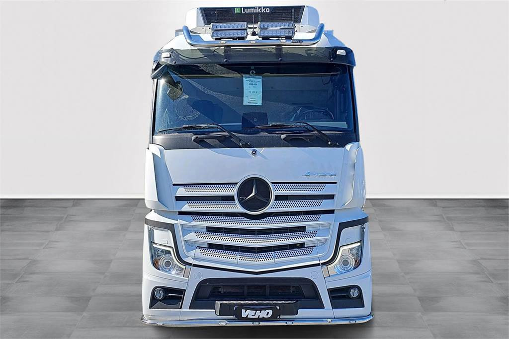 Mercedes-Benz ACTROS L 580hv 4-aks FRC 02/2026 - Camión isotérmico: foto 2 Mercedes-Benz ACTROS L 580hv 4-aks FRC 02/2026 - Camión isotérmico: foto 2