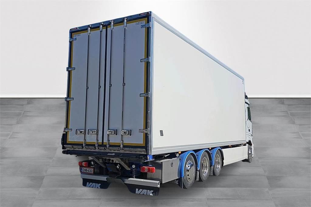 Mercedes-Benz ACTROS L 580hv 4-aks FRC 02/2026 - Camión isotérmico: foto 5 Mercedes-Benz ACTROS L 580hv 4-aks FRC 02/2026 - Camión isotérmico: foto 5