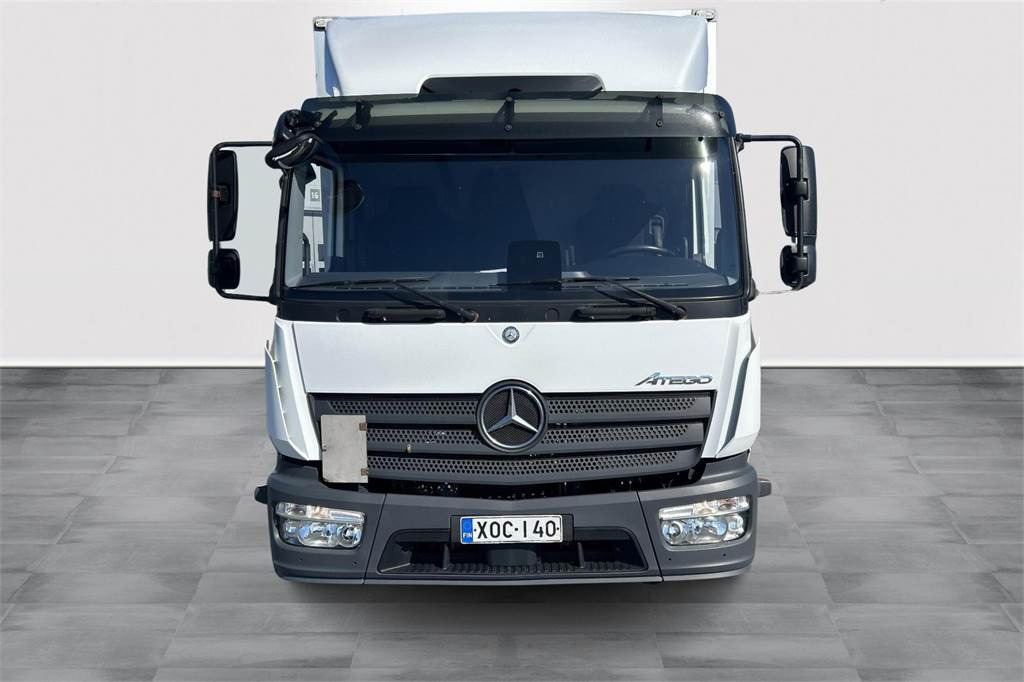 Mercedes-Benz ATEGO 1018L Umpikori + PL - Camión caja cerrada: foto 2 Mercedes-Benz ATEGO 1018L Umpikori + PL - Camión caja cerrada: foto 2