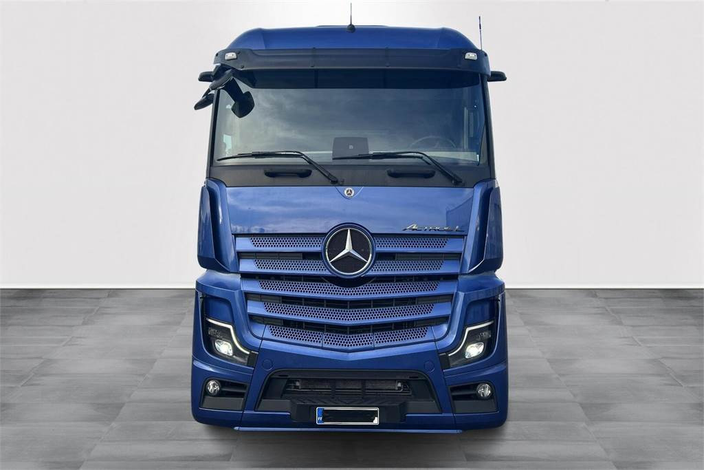 Mercedes-Benz Actros 3563 - Camión chasis: foto 2 Mercedes-Benz Actros 3563 - Camión chasis: foto 2