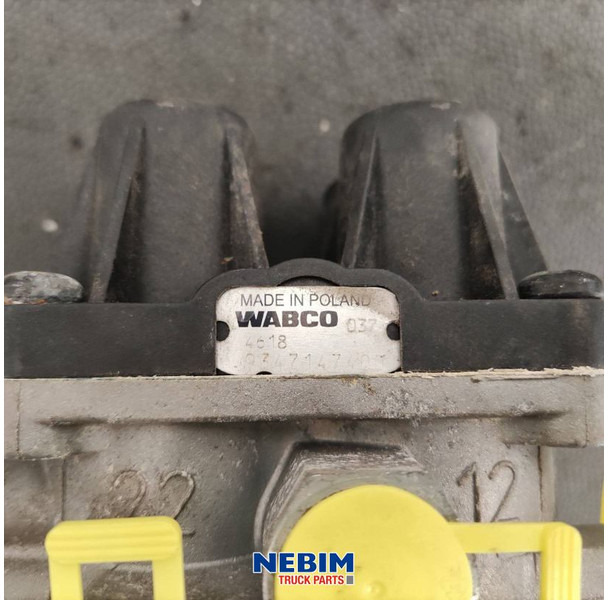 Volvo Volvo - 21225479 - 4-Kringsventiel - Piezas de recambio para Camión: foto 3 Volvo Volvo - 21225479 - 4-Kringsventiel - Piezas de recambio para Camión: foto 3