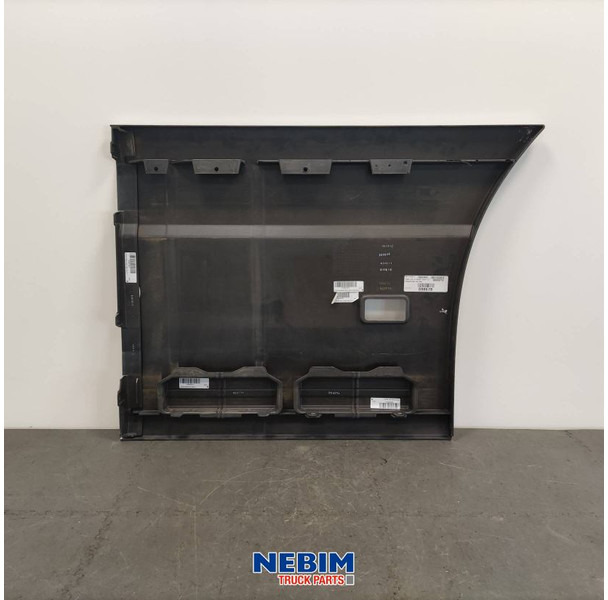 Volvo Volvo - 78604437 - Chassis skirt rechts achter - Piezas de recambio: foto 2 Volvo Volvo - 78604437 - Chassis skirt rechts achter - Piezas de recambio: foto 2