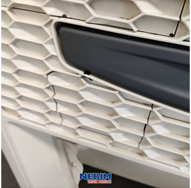 Volvo Volvo - 78608526 - Ondergrille FM4 - Piezas de recambio para Camión: foto 3 Volvo Volvo - 78608526 - Ondergrille FM4 - Piezas de recambio para Camión: foto 3