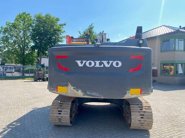 Volvo EC 300 E NL new engine MIETE / RENTAL (12002174) - Excavadora de cadenas: foto 3 Volvo EC 300 E NL new engine MIETE / RENTAL (12002174) - Excavadora de cadenas: foto 3