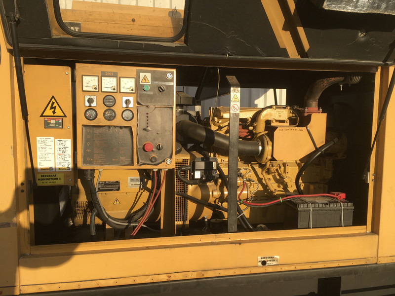 Caterpillar OLYMPIAN GEP110 GENERATOR 110KVA USED - Generador industriale: foto 1 Caterpillar OLYMPIAN GEP110 GENERATOR 110KVA USED - Generador industriale: foto 1
