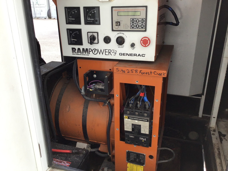 Doosan EWOO DAEWOO PO34TI GENERATOR 50 KVA USED - Generador industriale: foto 3 Doosan EWOO DAEWOO PO34TI GENERATOR 50 KVA USED - Generador industriale: foto 3