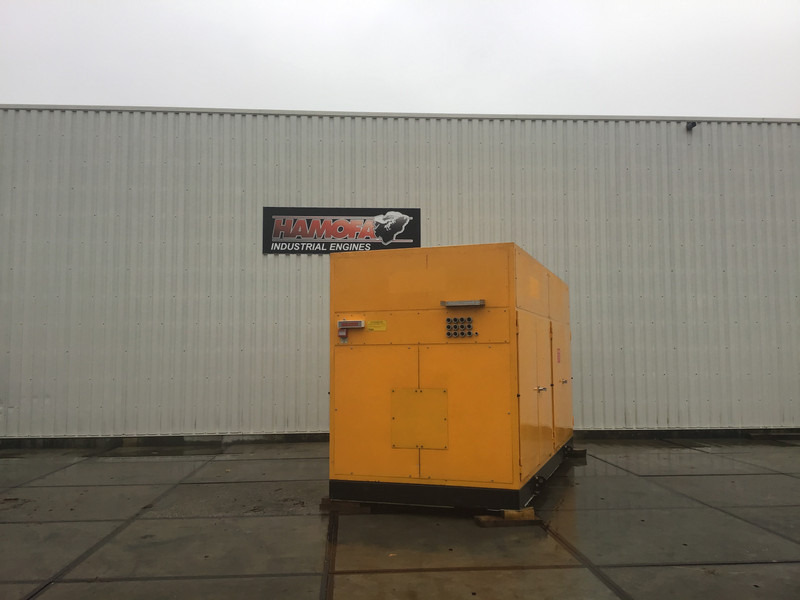 Kawasaki M1A-01 TURBINE 1250 KVA USED - Generador industriale: foto 3 Kawasaki M1A-01 TURBINE 1250 KVA USED - Generador industriale: foto 3
