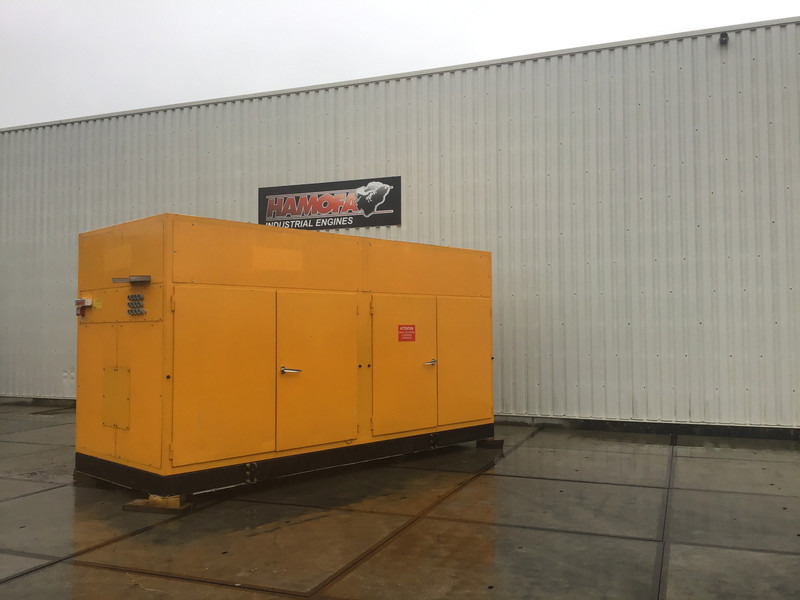 Kawasaki M1A-01 TURBINE 1250 KVA USED - Generador industriale: foto 1 Kawasaki M1A-01 TURBINE 1250 KVA USED - Generador industriale: foto 1