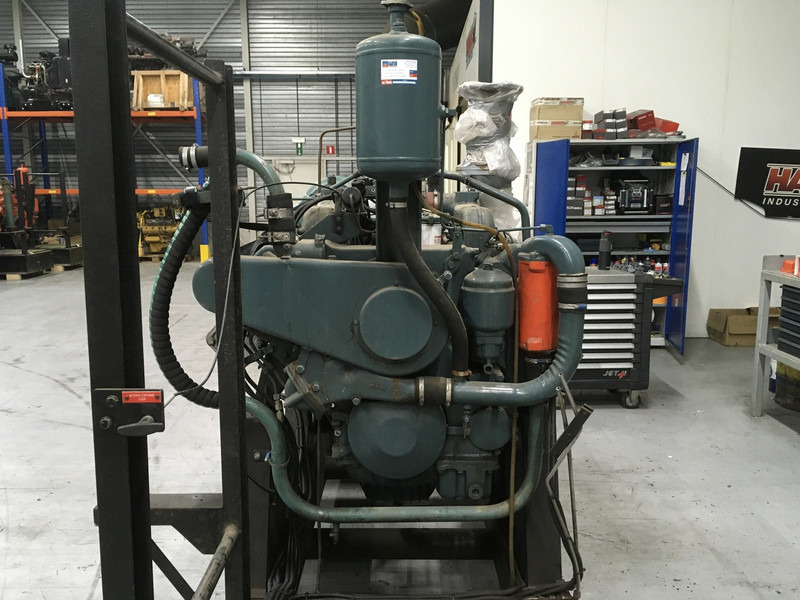 Scania DS14.02 USED - Maquinaria de construcción: foto 5 Scania DS14.02 USED - Maquinaria de construcción: foto 5