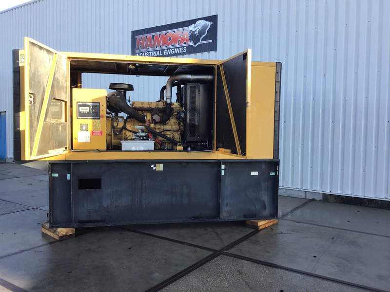 Olympian GEP 200-4 GENERATOR 200 KVA USED - Generador industriale: foto 2 Olympian GEP 200-4 GENERATOR 200 KVA USED - Generador industriale: foto 2