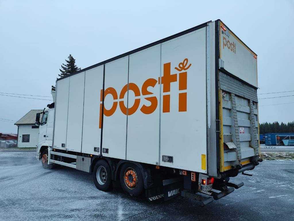 Volvo FH 13 - Camión caja cerrada: foto 3 Volvo FH 13 - Camión caja cerrada: foto 3