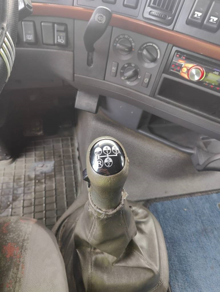 Camión forestal Volvo FH 16: foto 17