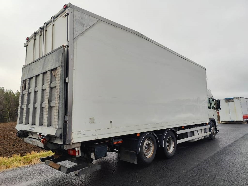 Volvo FM 13 - Camión caja cerrada: foto 3 Volvo FM 13 - Camión caja cerrada: foto 3