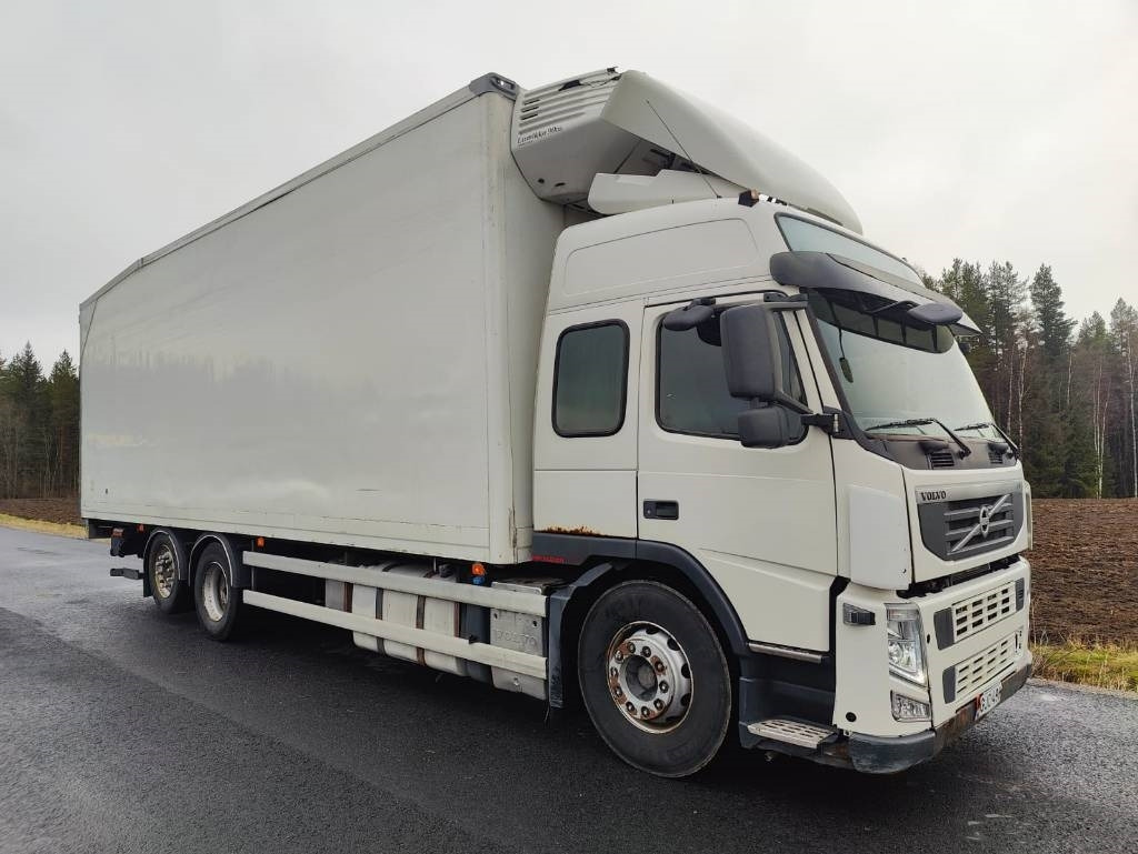 Volvo FM 13 - Camión caja cerrada: foto 2 Volvo FM 13 - Camión caja cerrada: foto 2
