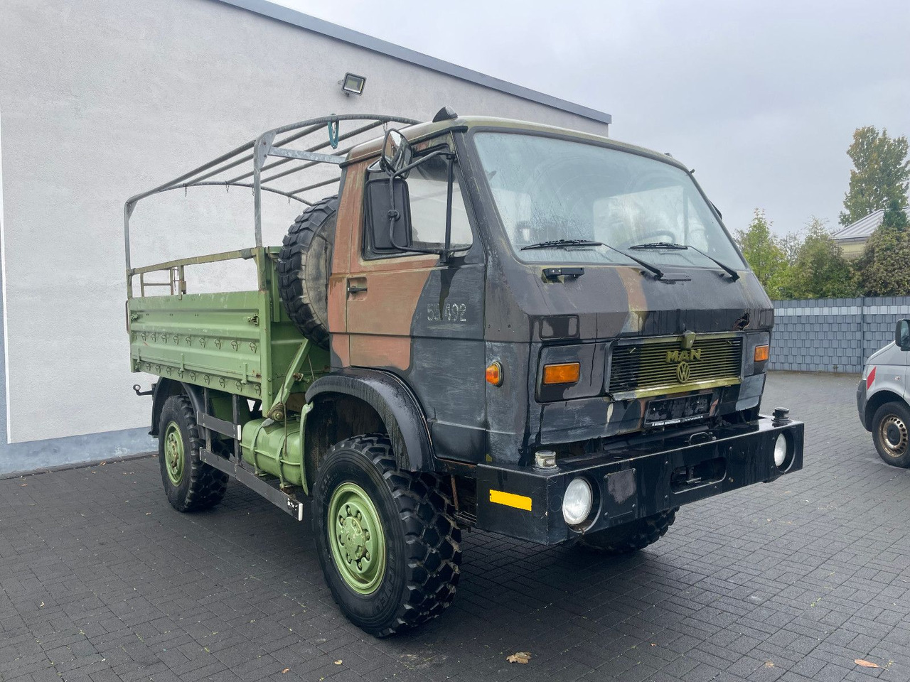MAN 8.136 4X4 - Caja abierta furgoneta: foto 1 MAN 8.136 4X4 - Caja abierta furgoneta: foto 1