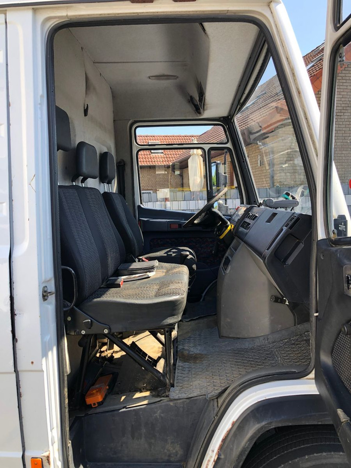 Furgón Mercedes-Benz Vario 816: foto 14