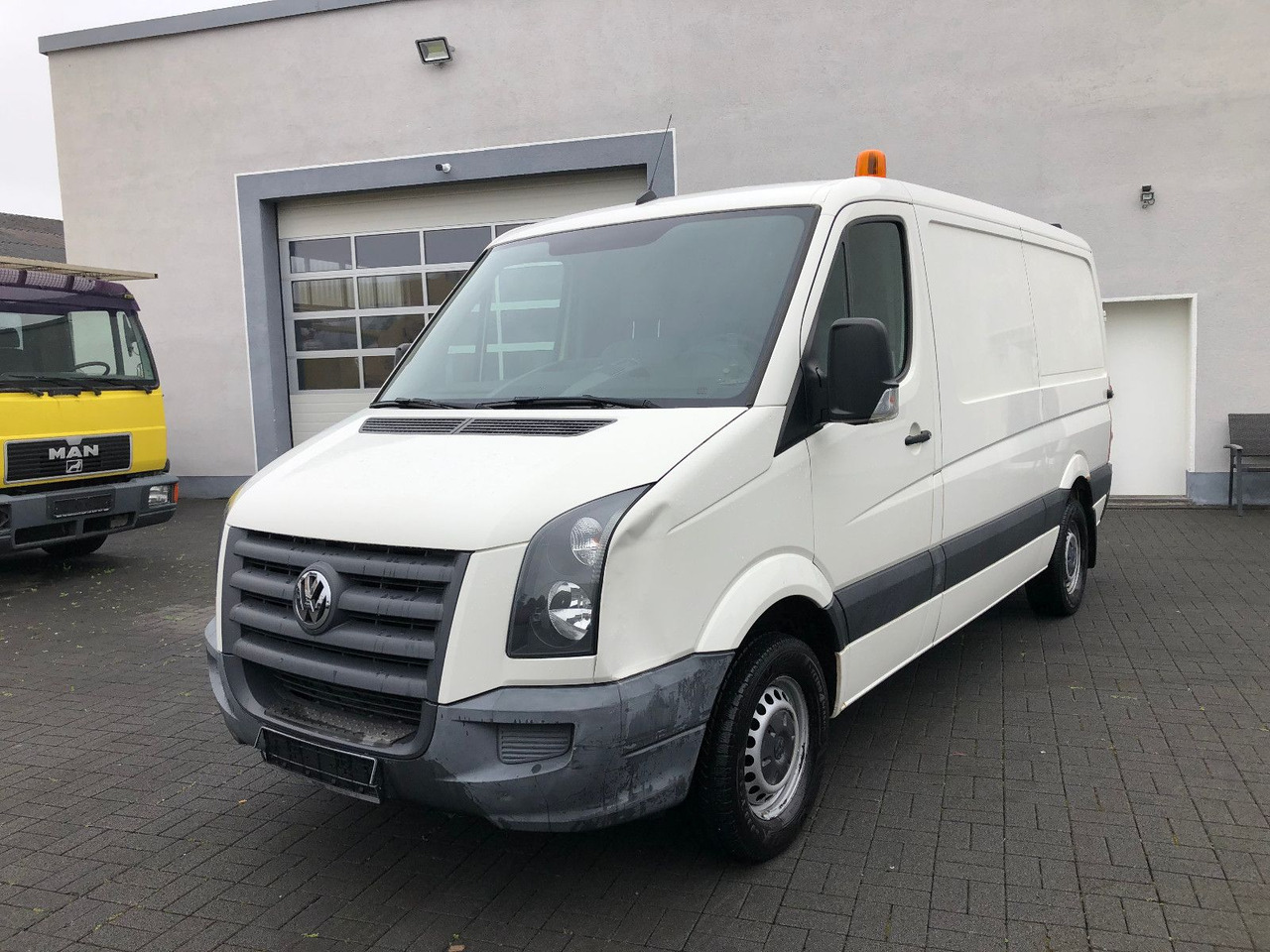 Volkswagen Crafter 2.5 TDI mittel L2H1 - Furgoneta pequeña: foto 3 Volkswagen Crafter 2.5 TDI mittel L2H1 - Furgoneta pequeña: foto 3