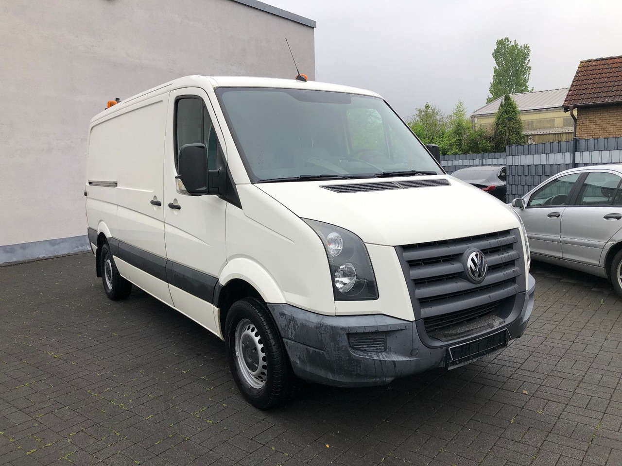 Volkswagen Crafter 2.5 TDI mittel L2H1 - Furgoneta pequeña: foto 1 Volkswagen Crafter 2.5 TDI mittel L2H1 - Furgoneta pequeña: foto 1