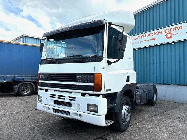 DAF 85.400 ATI SLEEPERCAB (EURO 2 / ZF16 MANUAL GEARBOX / ZF-INTARDER) - Cabeza tractora: foto 1 DAF 85.400 ATI SLEEPERCAB (EURO 2 / ZF16 MANUAL GEARBOX / ZF-INTARDER) - Cabeza tractora: foto 1