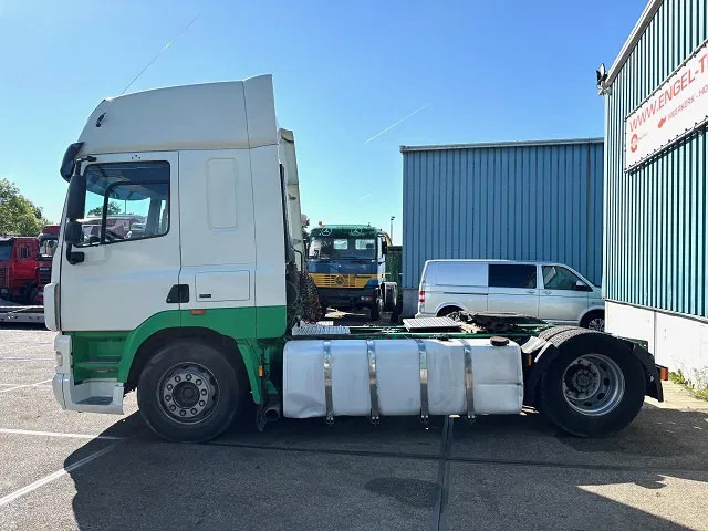 DAF CF 85.410 SPACECAB 4x2 (ZF16 MANUAL GEARBOX / MX-BRAKE / 995 LITER DIESELTANK / AIRCONDITIONING / FRIDGE UNTHER BED) - Cabeza tractora: foto 5 DAF CF 85.410 SPACECAB 4x2 (ZF16 MANUAL GEARBOX / MX-BRAKE / 995 LITER DIESELTANK / AIRCONDITIONING / FRIDGE UNTHER BED) - Cabeza tractora: foto 5