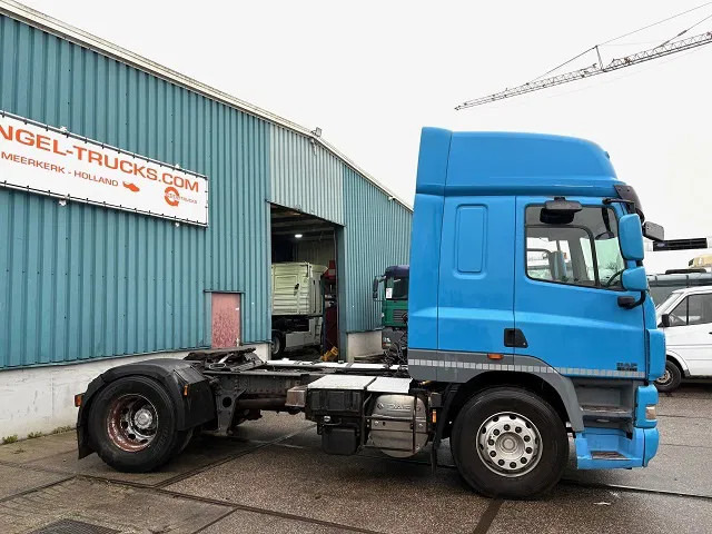 DAF CF 85.460 SPACECAB (ZF16 MANUAL GEARBOX / MX-BRAKE / AIRCONDITIONING / EURO 5) - Cabeza tractora: foto 4 DAF CF 85.460 SPACECAB (ZF16 MANUAL GEARBOX / MX-BRAKE / AIRCONDITIONING / EURO 5) - Cabeza tractora: foto 4